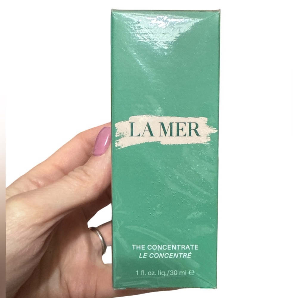 LA MER The Concentrate - 1 fl. oz. - Picture 2 of 5